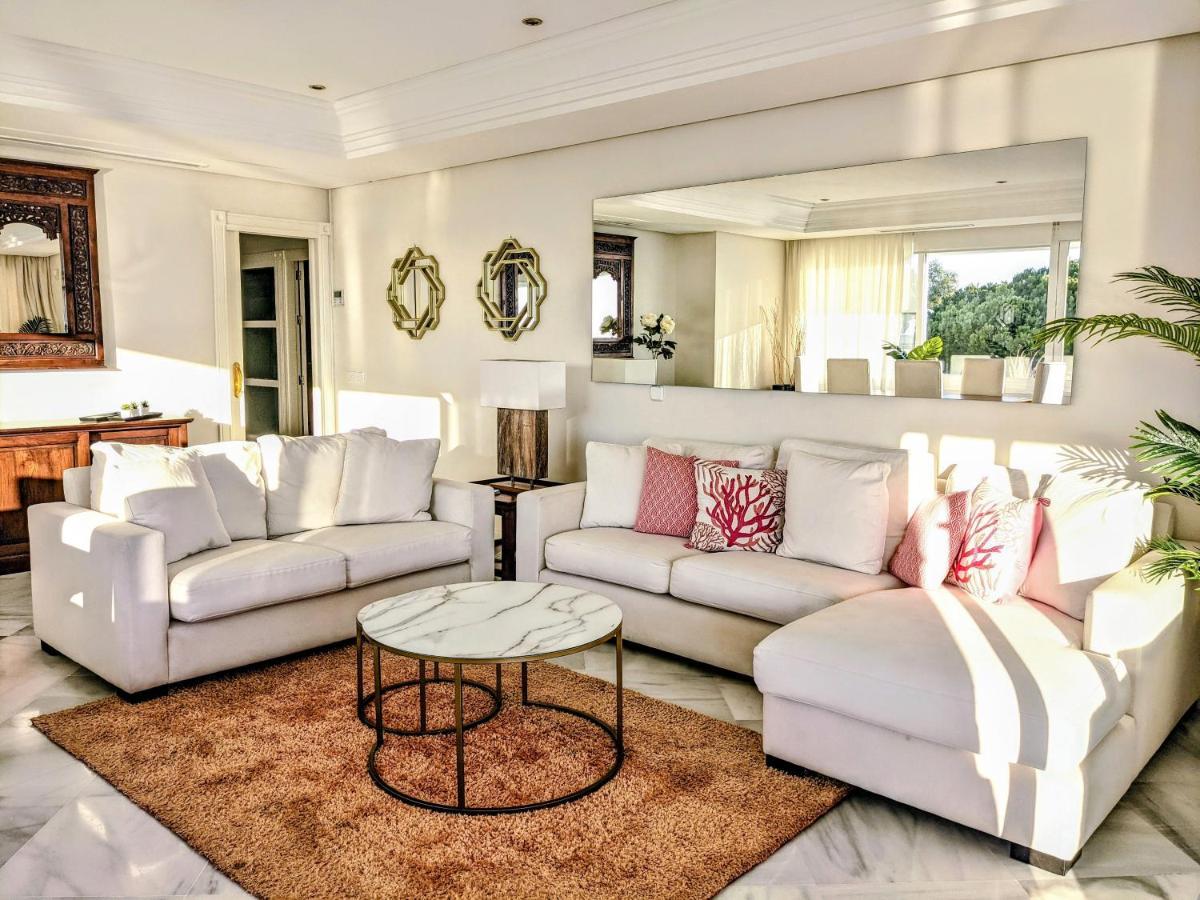 Marina Mariola By Coral Apartemen *